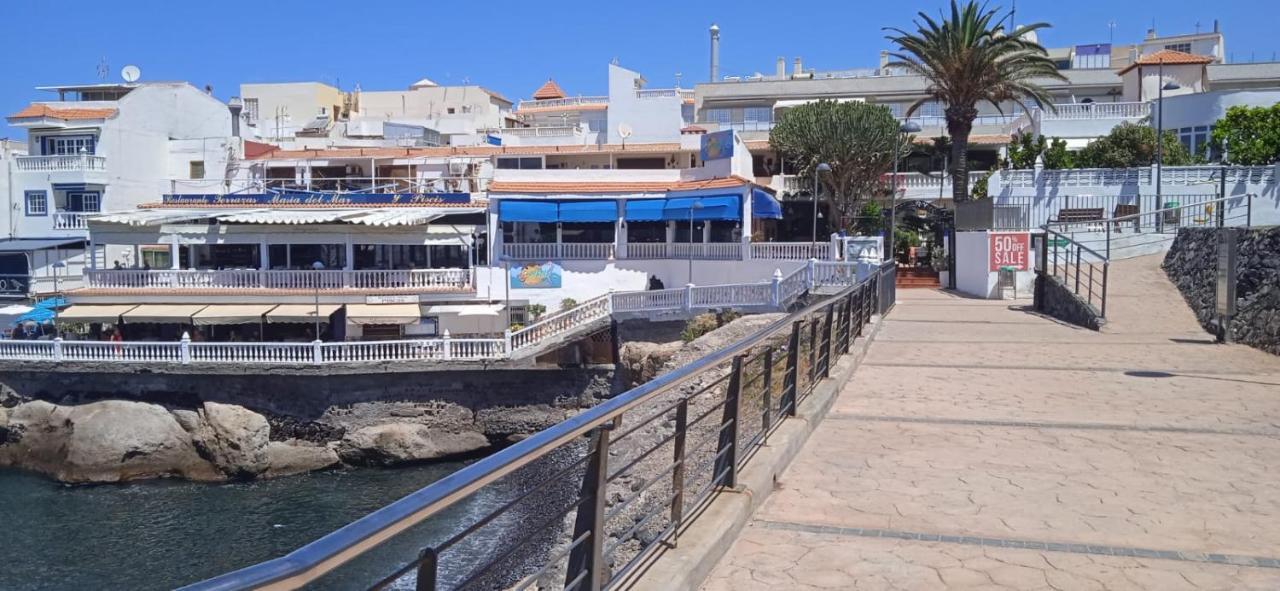 Spacious Apartment Just Few Steps Of The Ocean In La Caleta 아데제 외부 사진